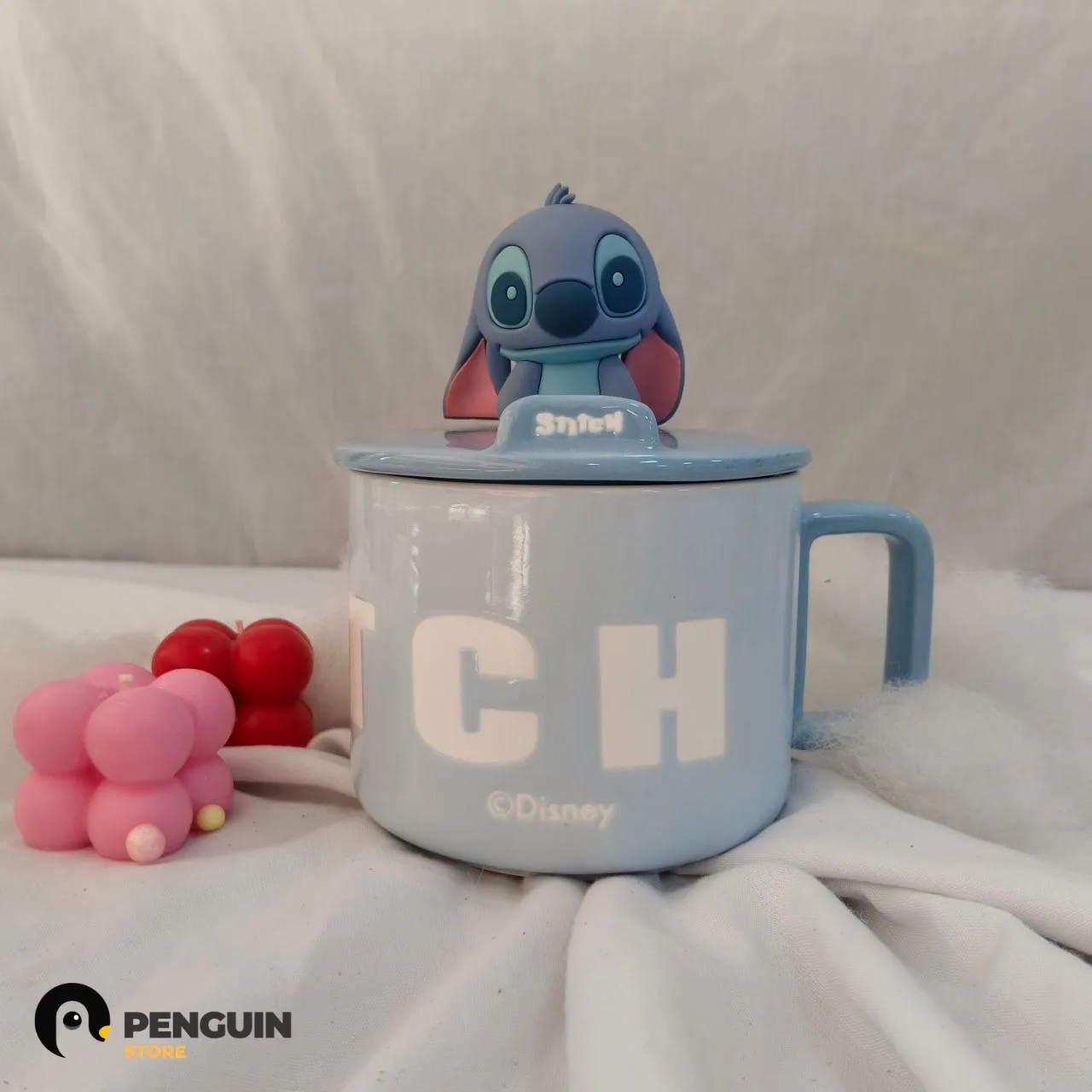 مج "ستيتش" (Stitch) العبقري 2 في 1 - مج سيراميك بـ غطاء هولدر للموبايل ومجسم ثري دي لزوم الروقان والإنجاز 💙📱☕